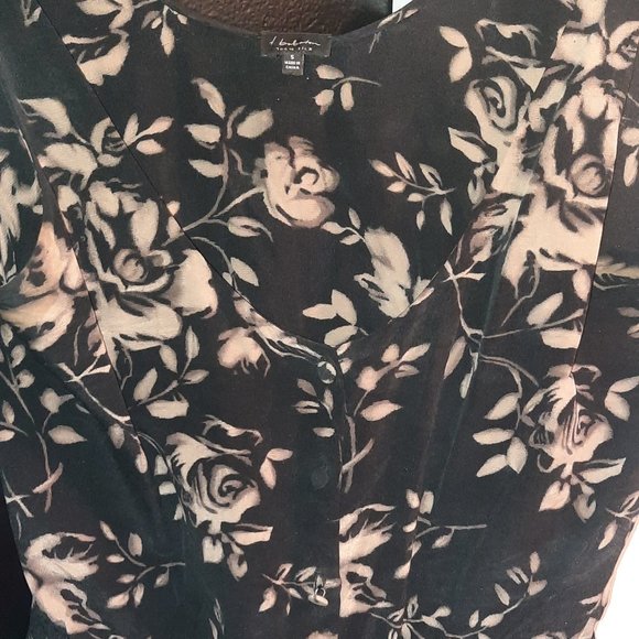 Aritzia Babaton 100% silk floral peplum blouse - Picture 3 of 6